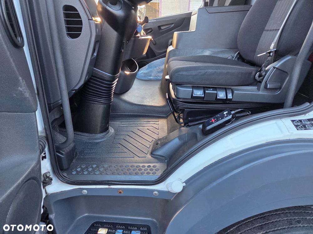 Mercedes-Benz Atego 1218 - 23