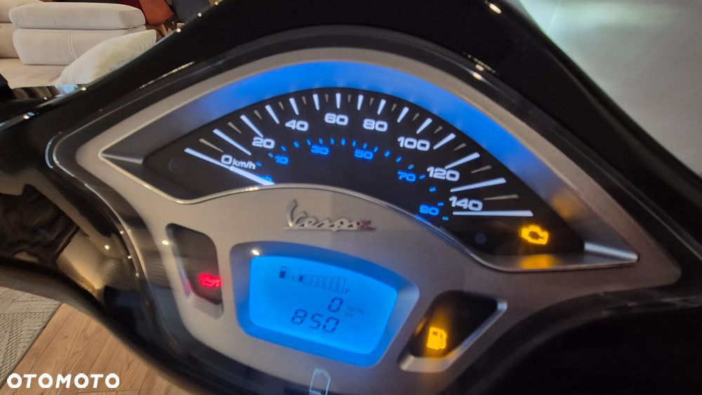 Vespa Primavera - 10