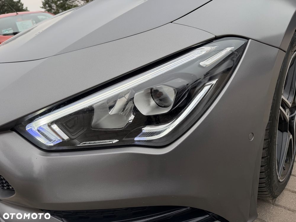 Mercedes-Benz CLA 180 AMG Line 7G-DCT - 17