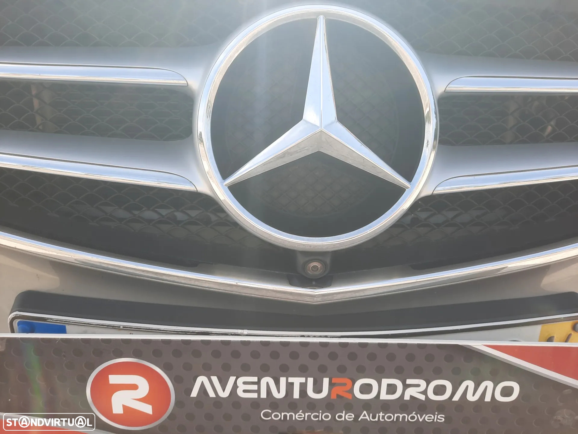Mercedes-Benz E 300 Bluetec Hybrid Avantgarde - 2