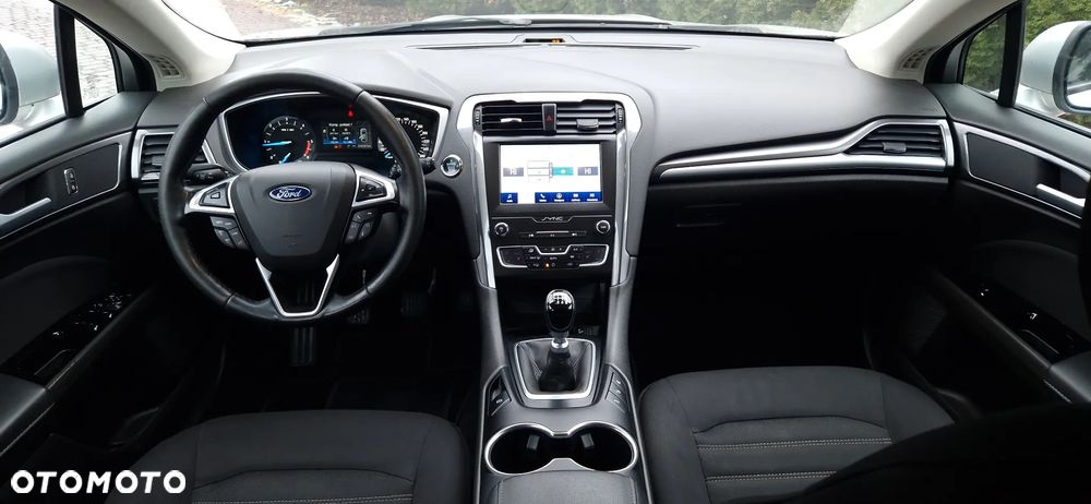 Ford Mondeo SW 2.0 TDCi S&S Trend - 9