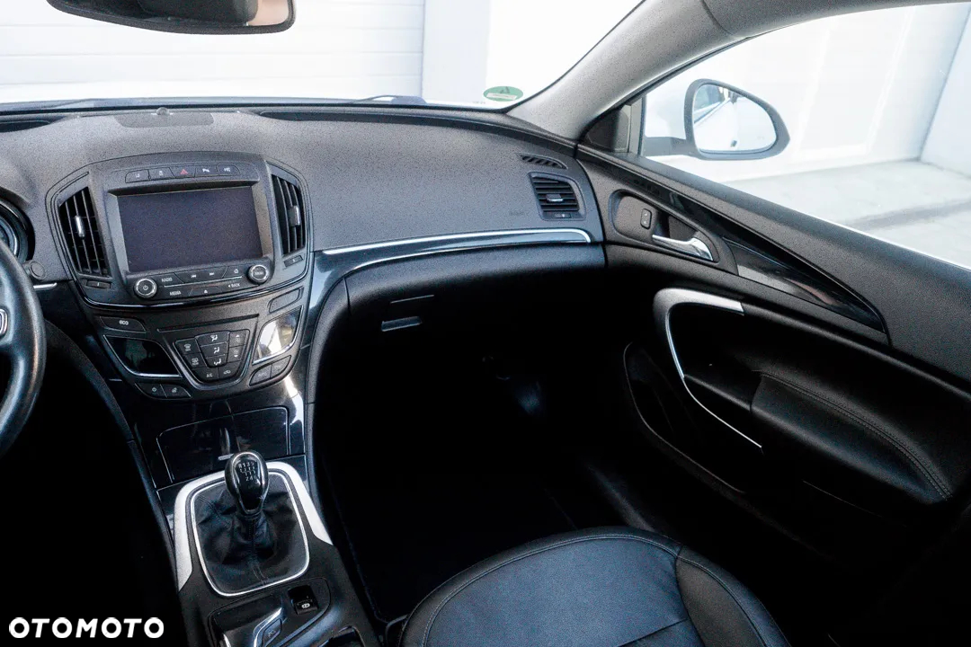 Opel Insignia 1.6 T Cosmo S&S - 37