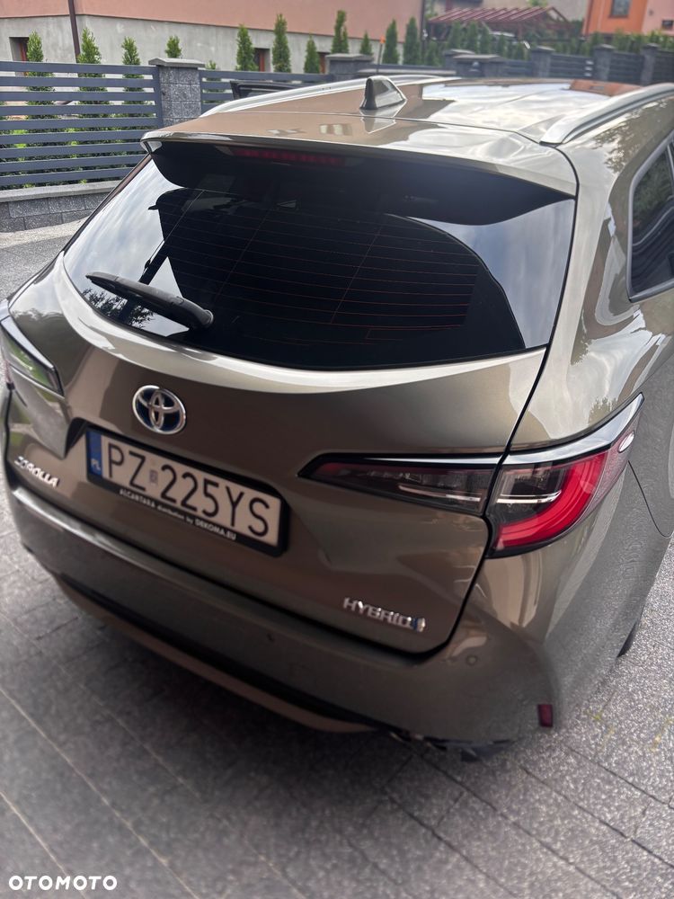 Toyota Corolla 2.0 Hybrid Comfort - 3
