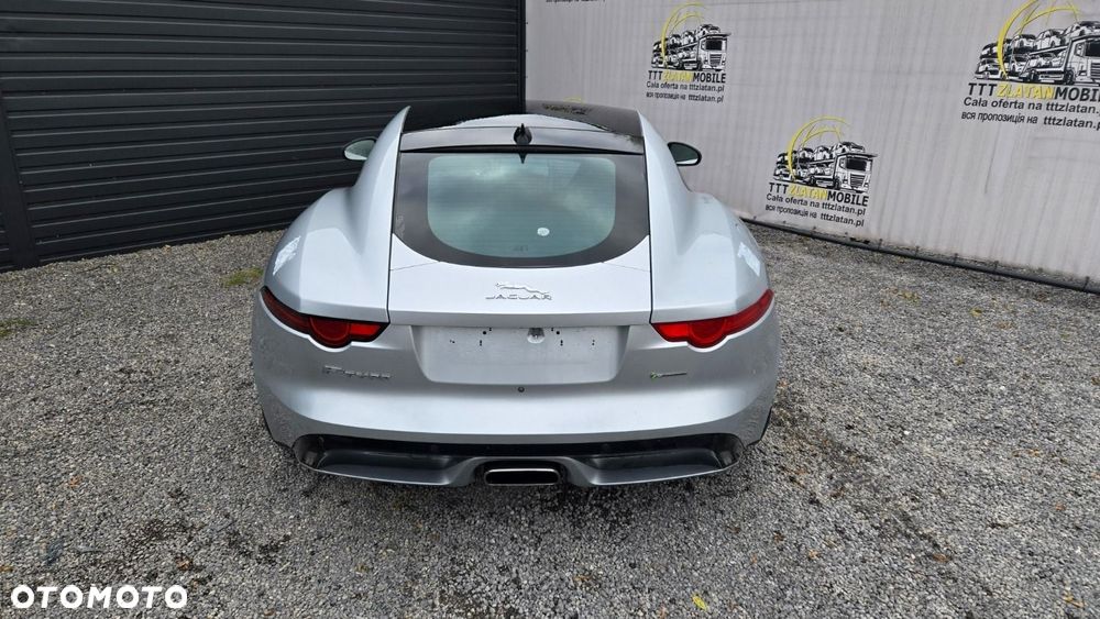 Jaguar F-Type - 22