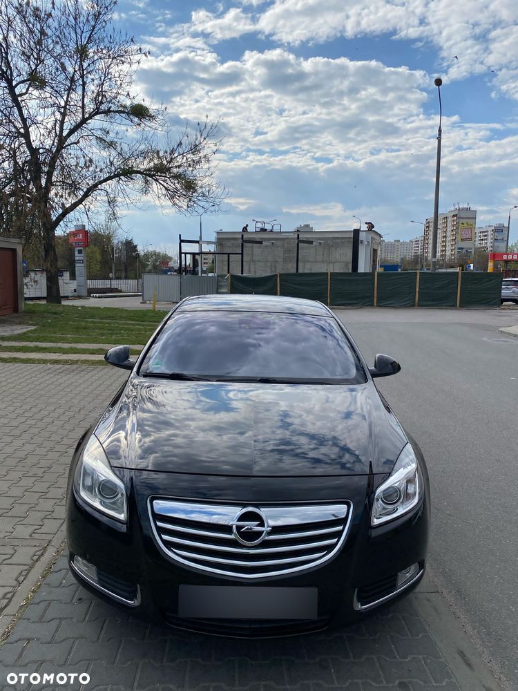 Opel Insignia - 1