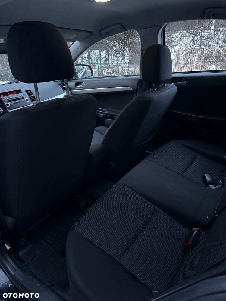 Mitsubishi Lancer 1.8 Inform - 11