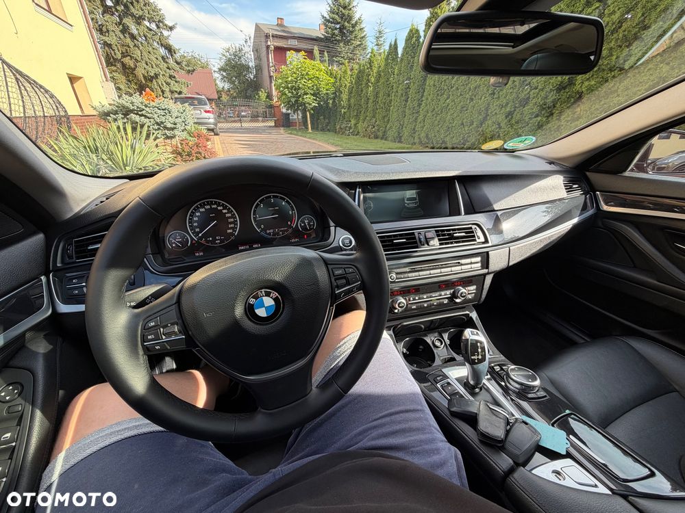 BMW Seria 5 520d Luxury Line - 25