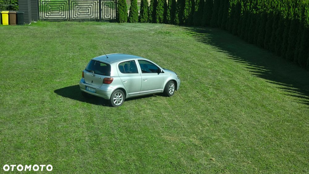 Toyota Yaris 1.3 Sol - 12