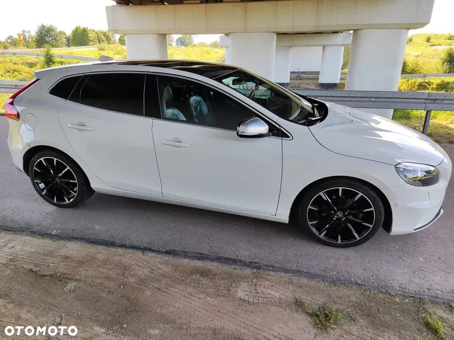 Volvo V40 D2 R-Design Summum - 6