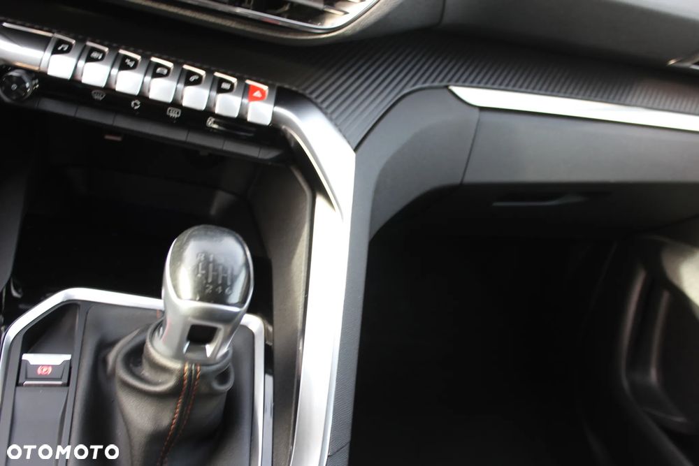 Peugeot 3008 BlueHDi 130 Stop & Start Active - 22