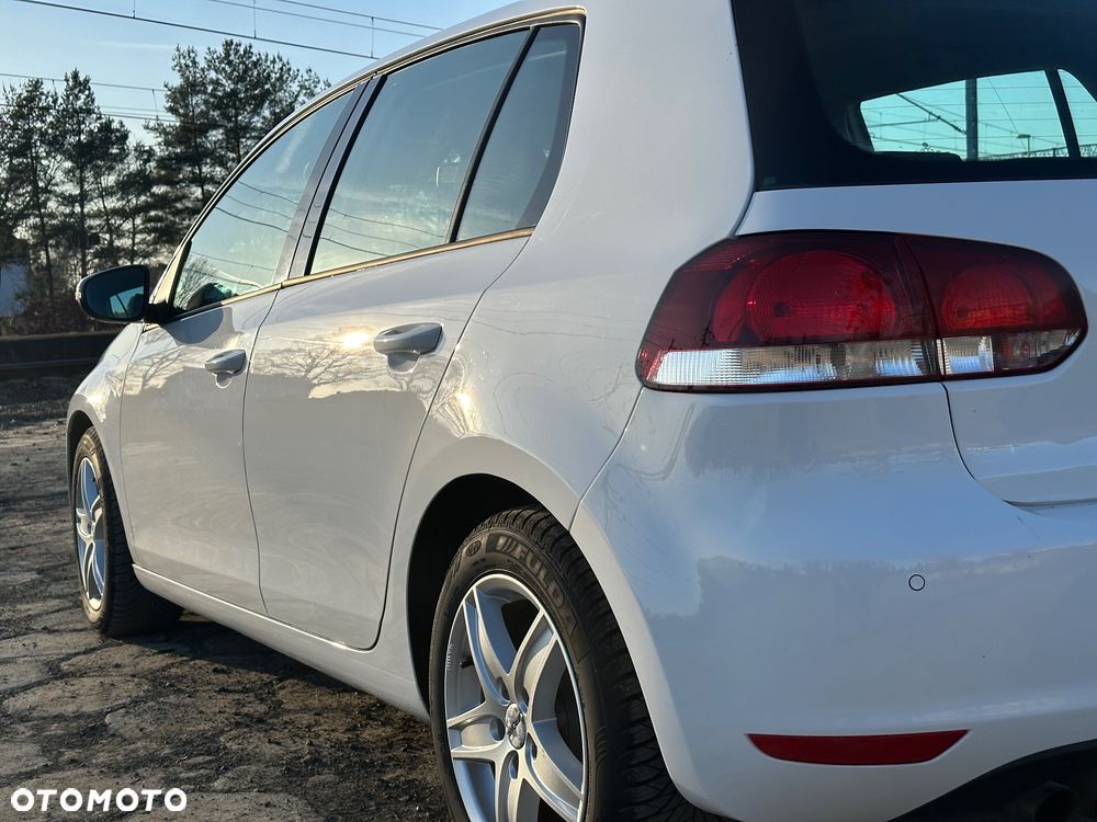 Volkswagen Golf 1.4 TSI Highline - 23