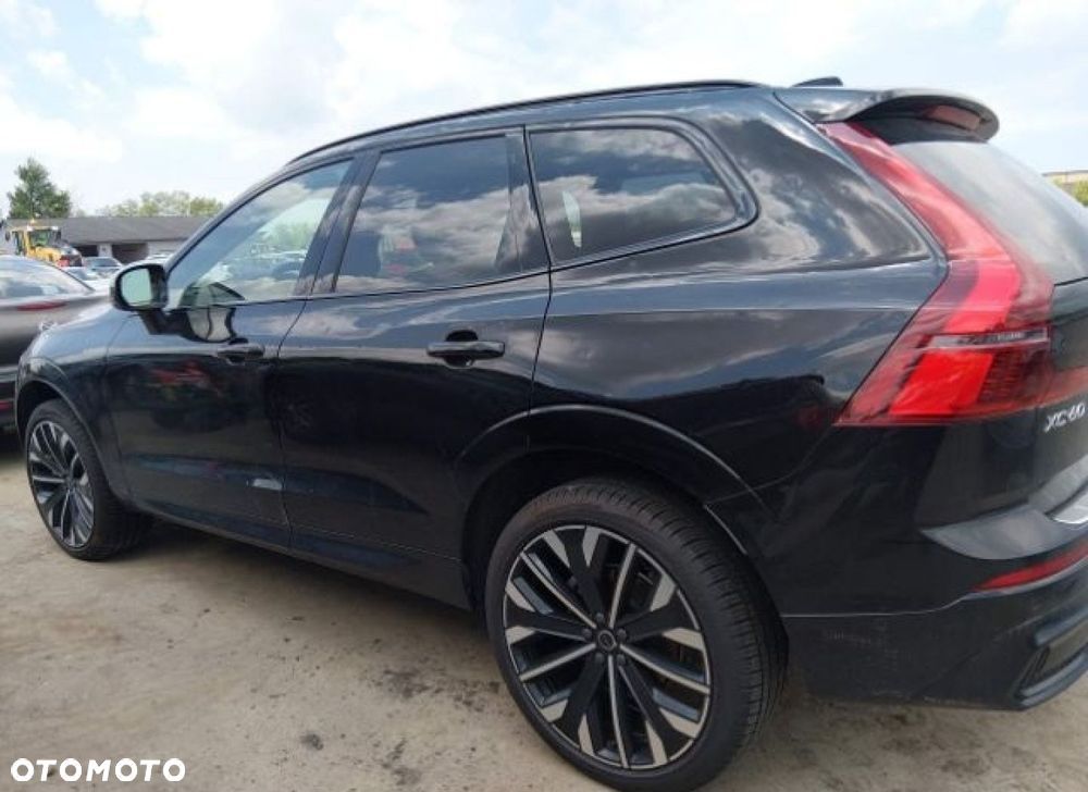 Volvo XC 60 - 4
