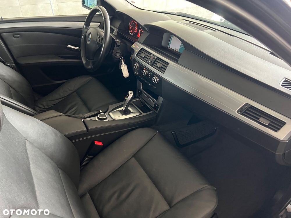 BMW Seria 5 - 26
