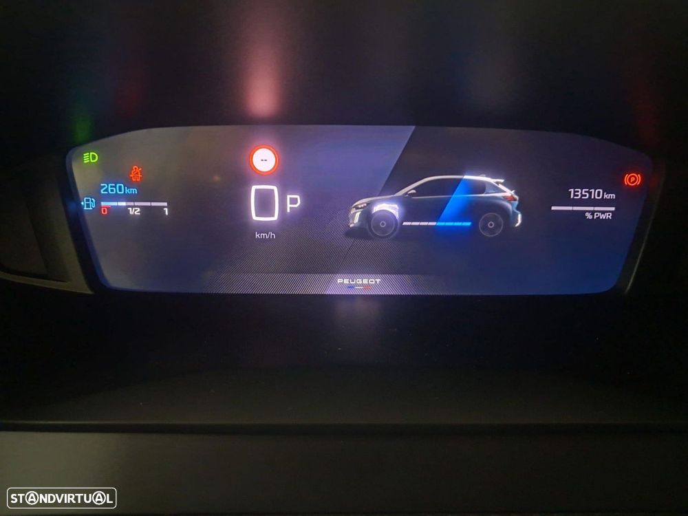 Peugeot 208 1.2 Hybrid Allure e-DCS6 — fotografia 18