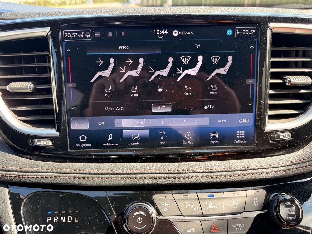 Chrysler Pacifica - 31