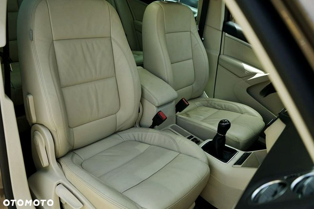 Volkswagen Tiguan 2.0 TDI DPF BlueMotion Technology Sport & Style - 19