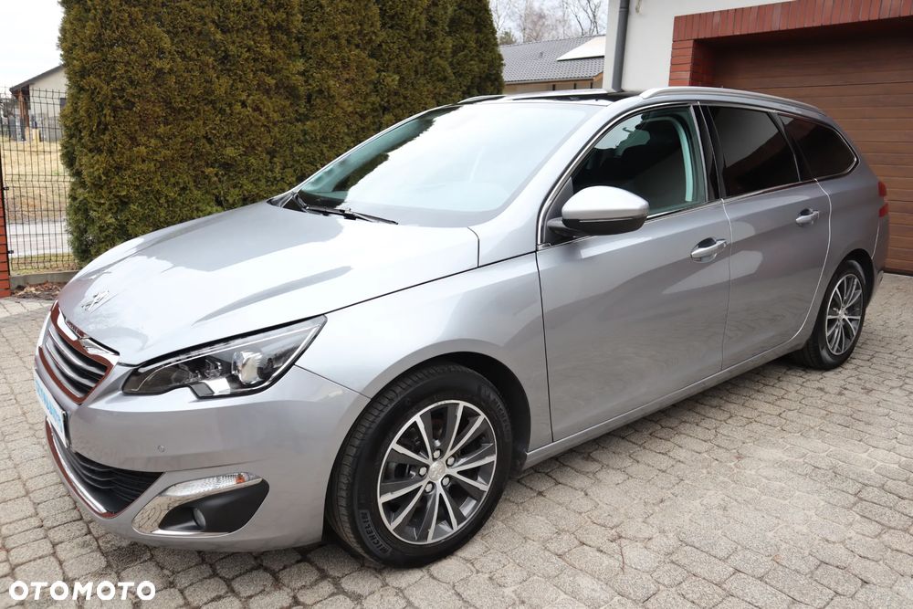 Peugeot 308 1.2 PureTech Allure Pack S&S - 2