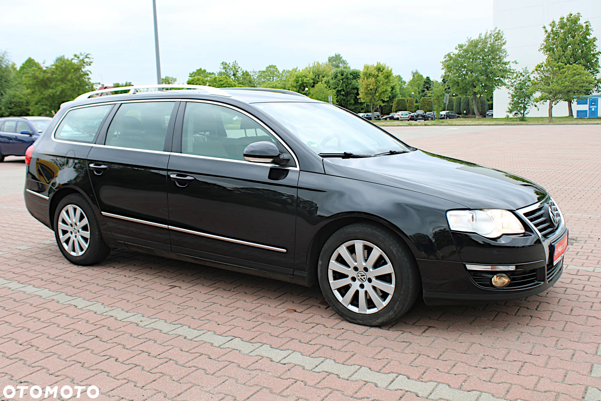 Volkswagen Passat 2.0 TDI DPF Sportline - 13