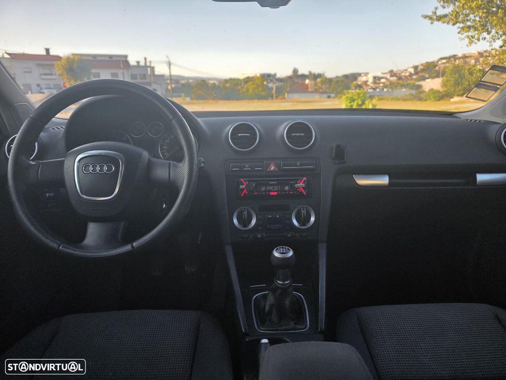 Audi A3 Sportback 1.9 TDi Sport - 11