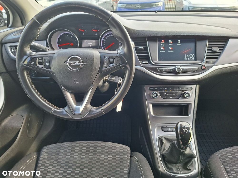 Opel Astra - 12