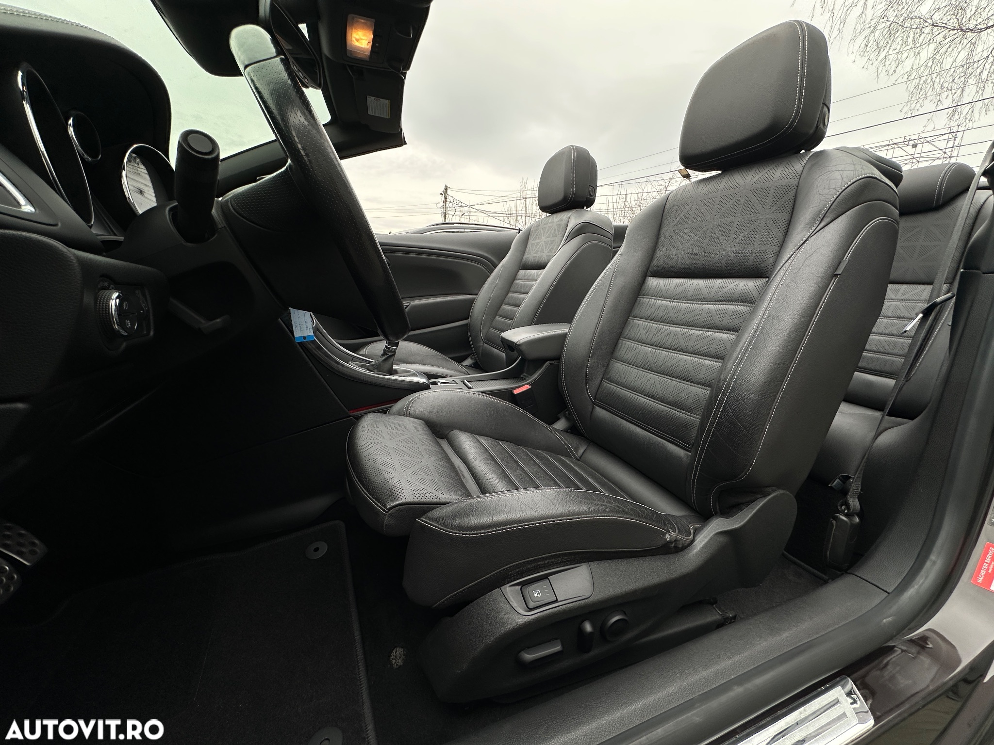 Opel Cascada 2.0 CDTI ECOTEC Start/Stop Cabriolet - 26