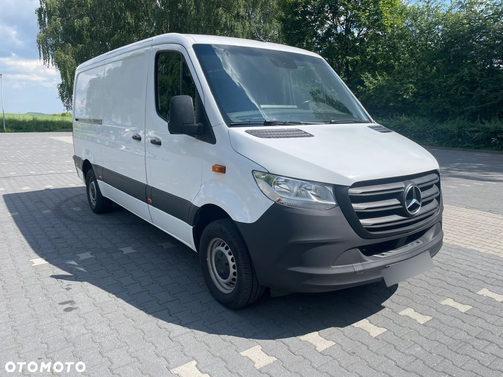 Mercedes-Benz Sprinter - 3