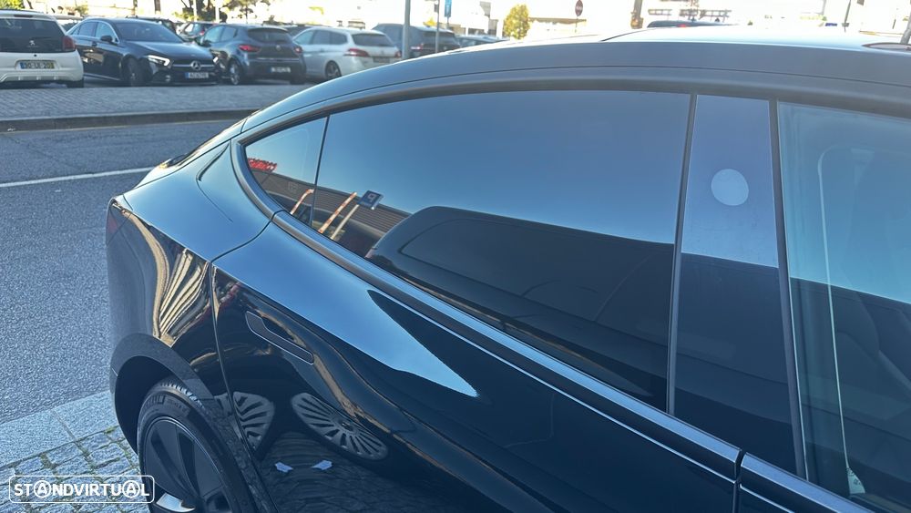 Tesla Model 3 Long Range Tração Traseira - 4