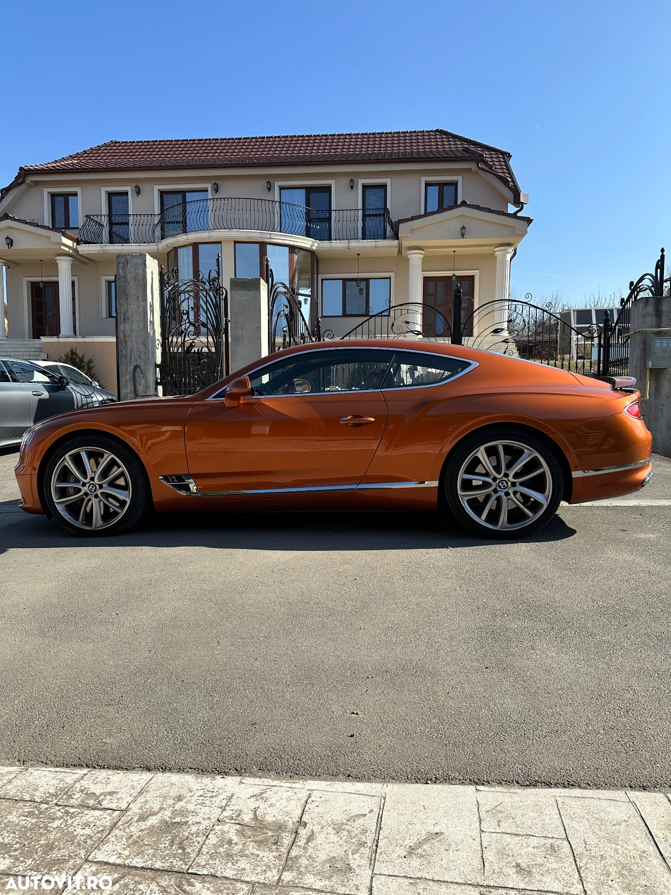 Bentley Continental New GT - 8