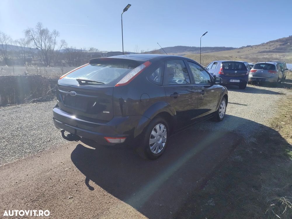 Ford Focus 1.6 TDCI Ambiente - 3