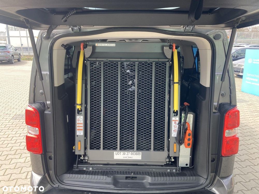 Toyota Proace Verso - 25