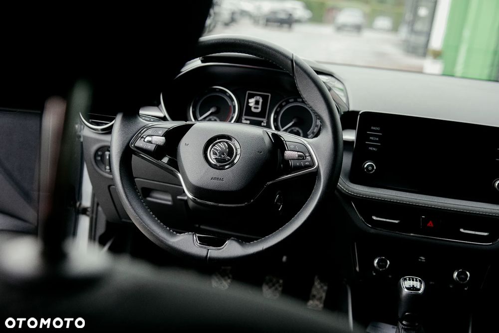 Skoda Fabia 1.0 TSI Style - 10