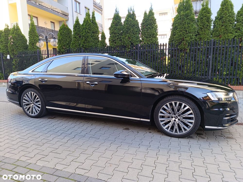 Audi A8 - 5