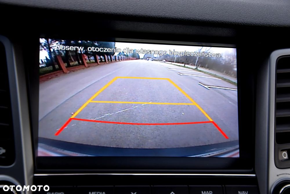 Hyundai Tucson 1.6 GDI BlueDrive Comfort 2WD - 27