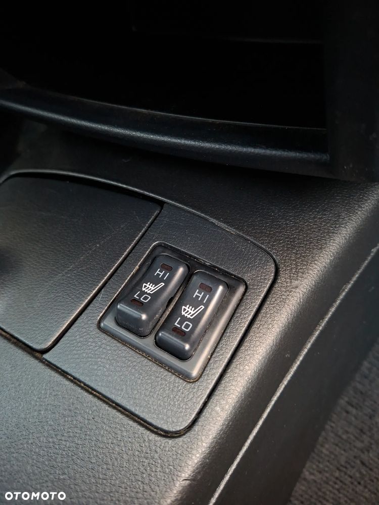 Mitsubishi Outlander 2.0 Turbo 4WD - 17