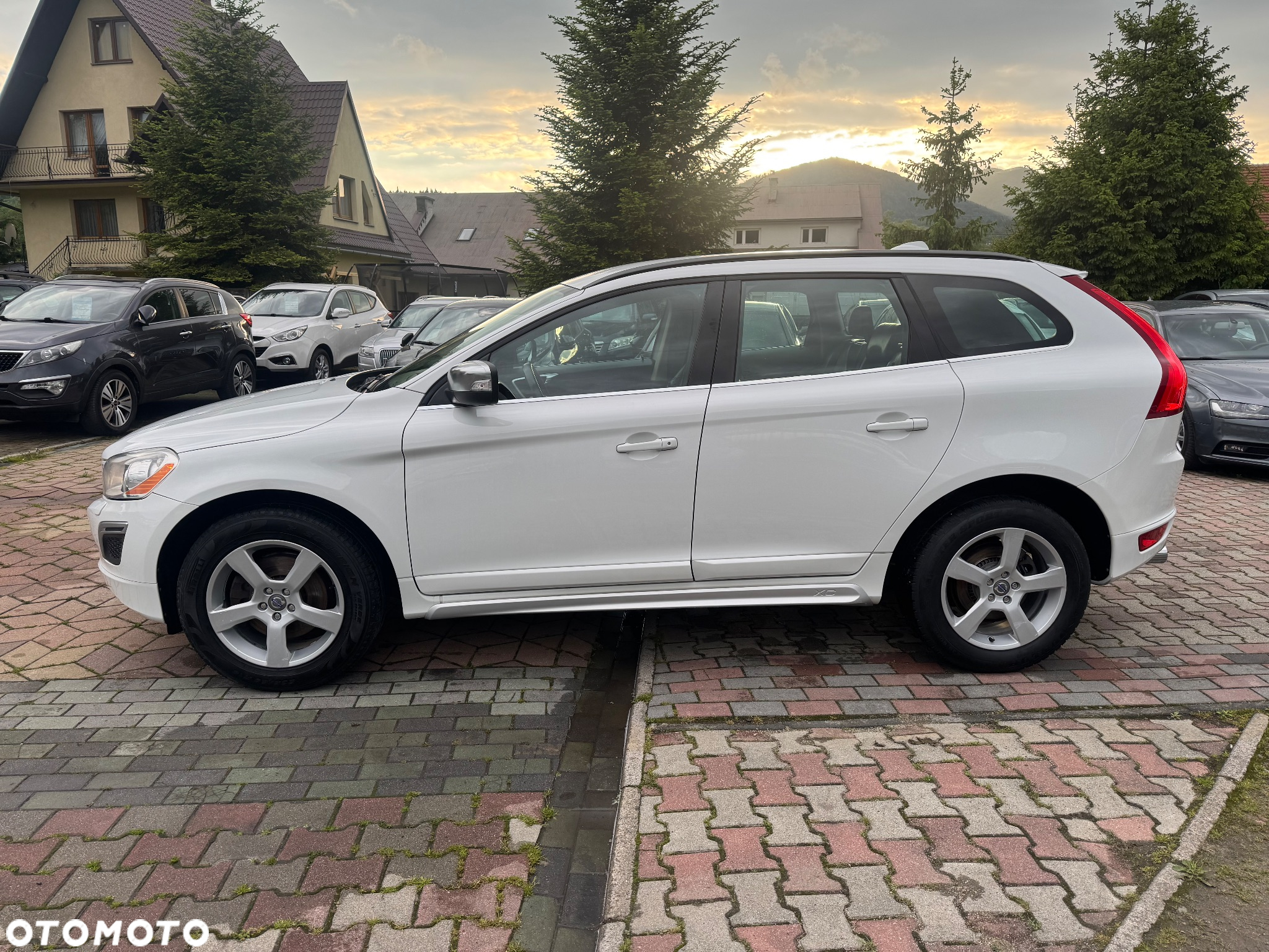 Volvo XC 60 - 8