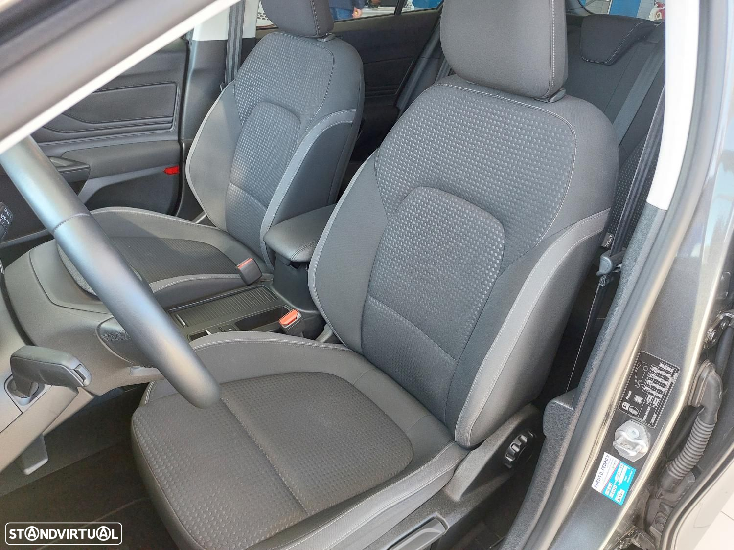 Ford Focus 1.5 TDCi EcoBlue Business - 11