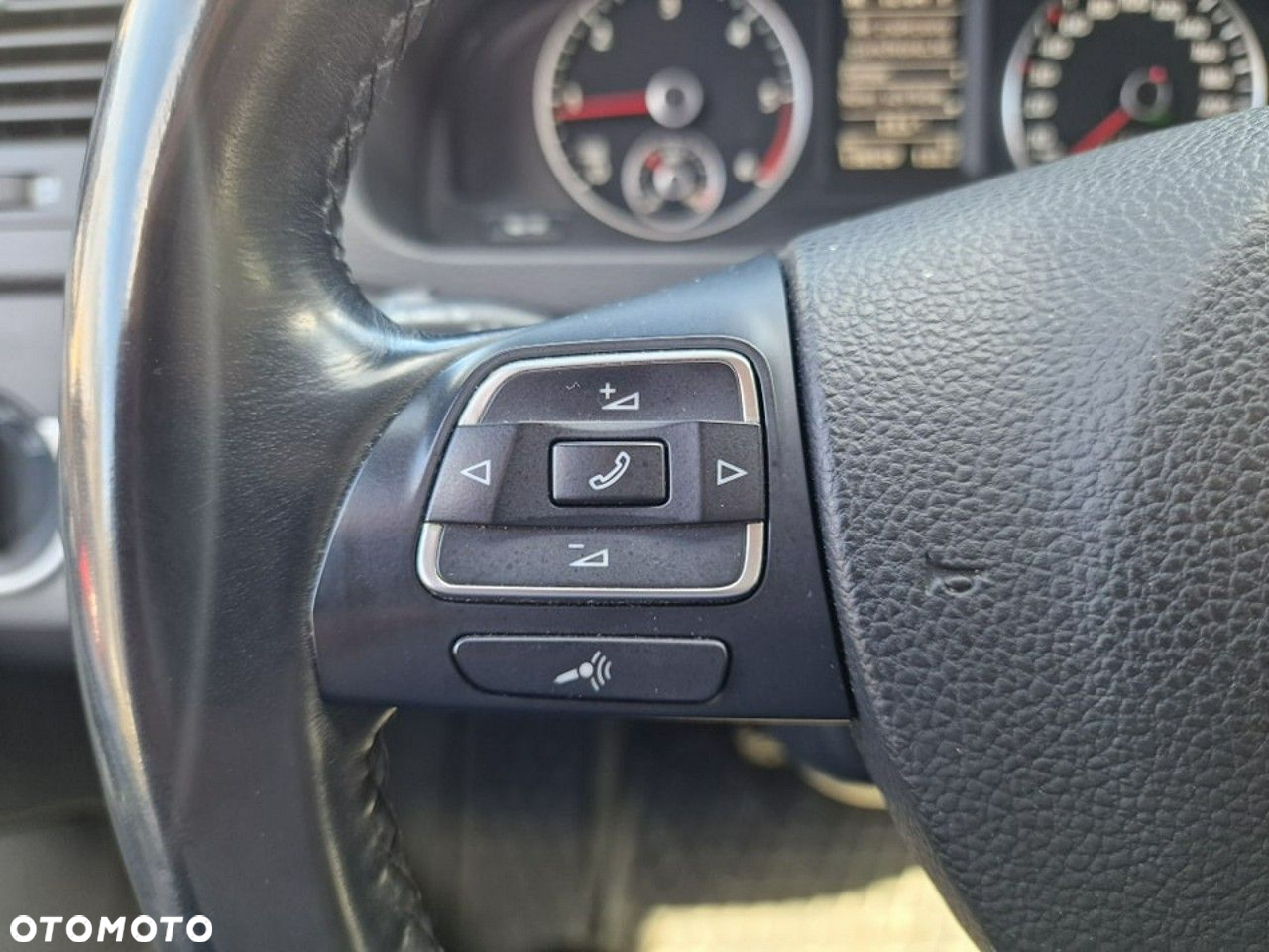 Volkswagen Multivan - 15
