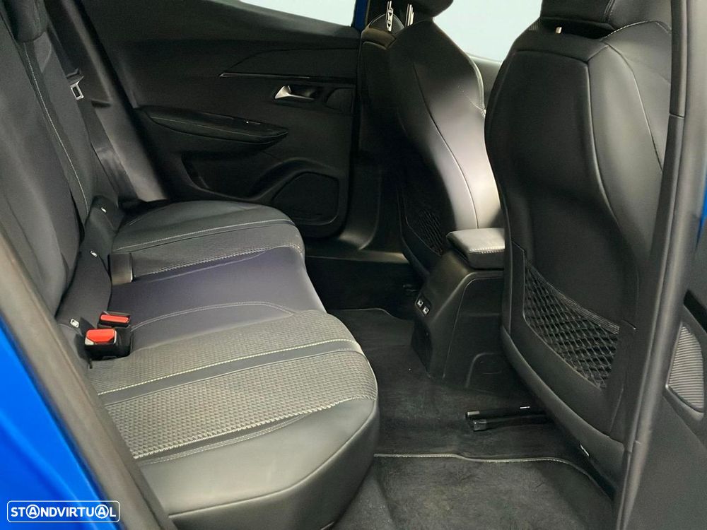 Peugeot 2008 1.2 PureTech GT - 18