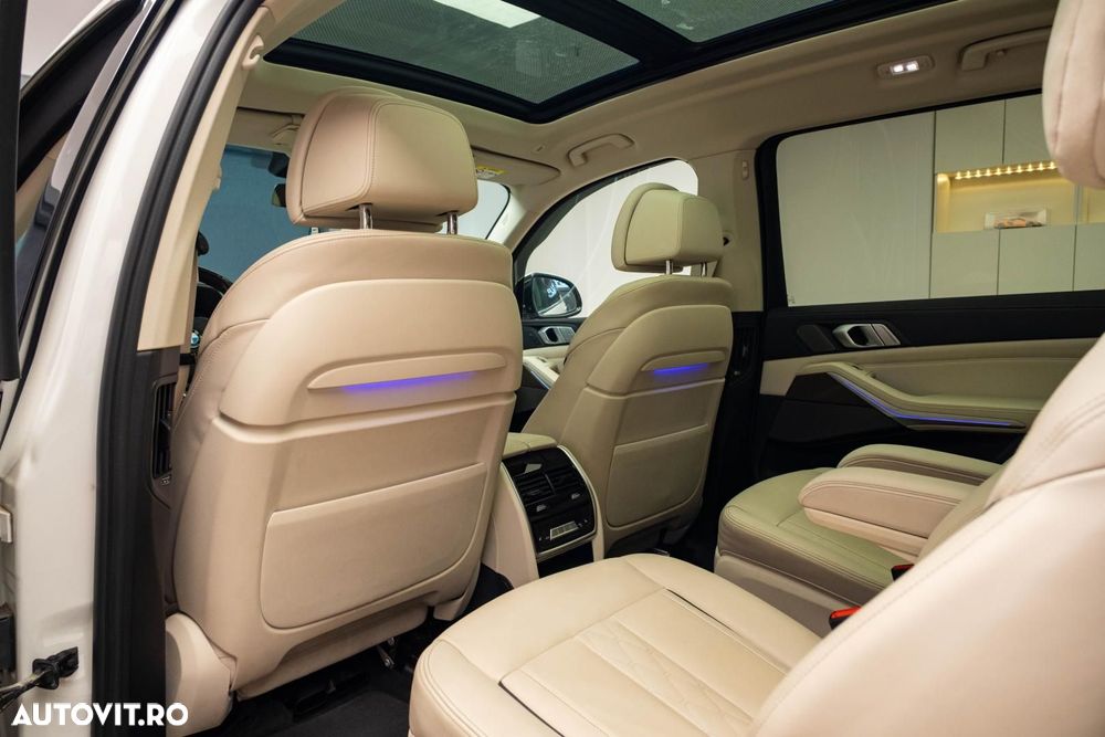 BMW X7 xDrive40d MHEV - 16