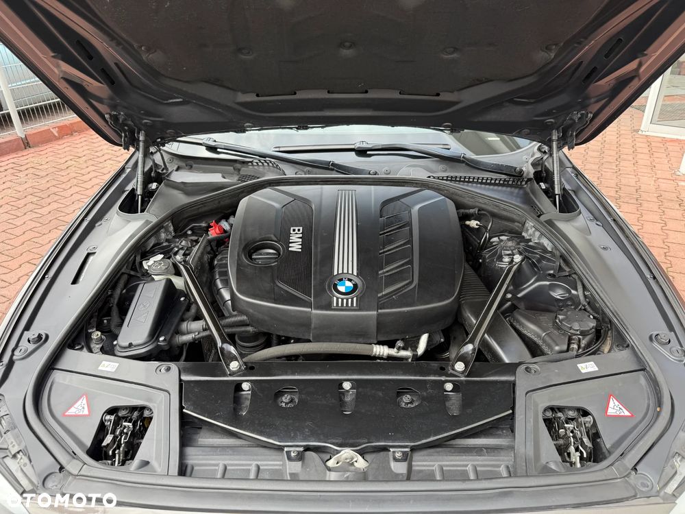 BMW Seria 5 - 34