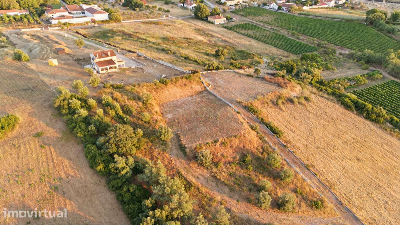 ✨ Terreno Urbano com 2.800 m² em Palmela com PIP aprovado. ✨ - Grande imagem: 3/8