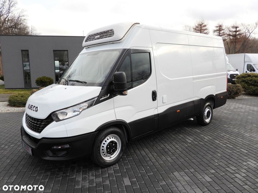 Iveco DAILY 35S14 FURGON CHŁODNIA  -10*C ZASILANIE 230V TEMPOMAT NAWIGACJA AUTOMAT HI-MATIC KLIMATYZACJA  140KM - 20