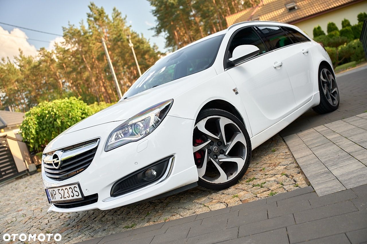 Opel Insignia - 1