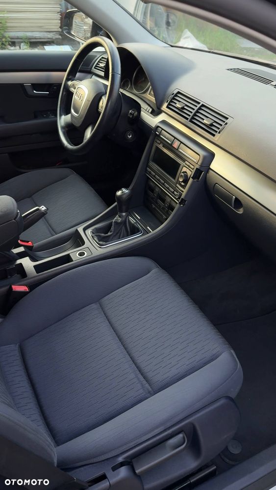 Audi A4 Avant - 6