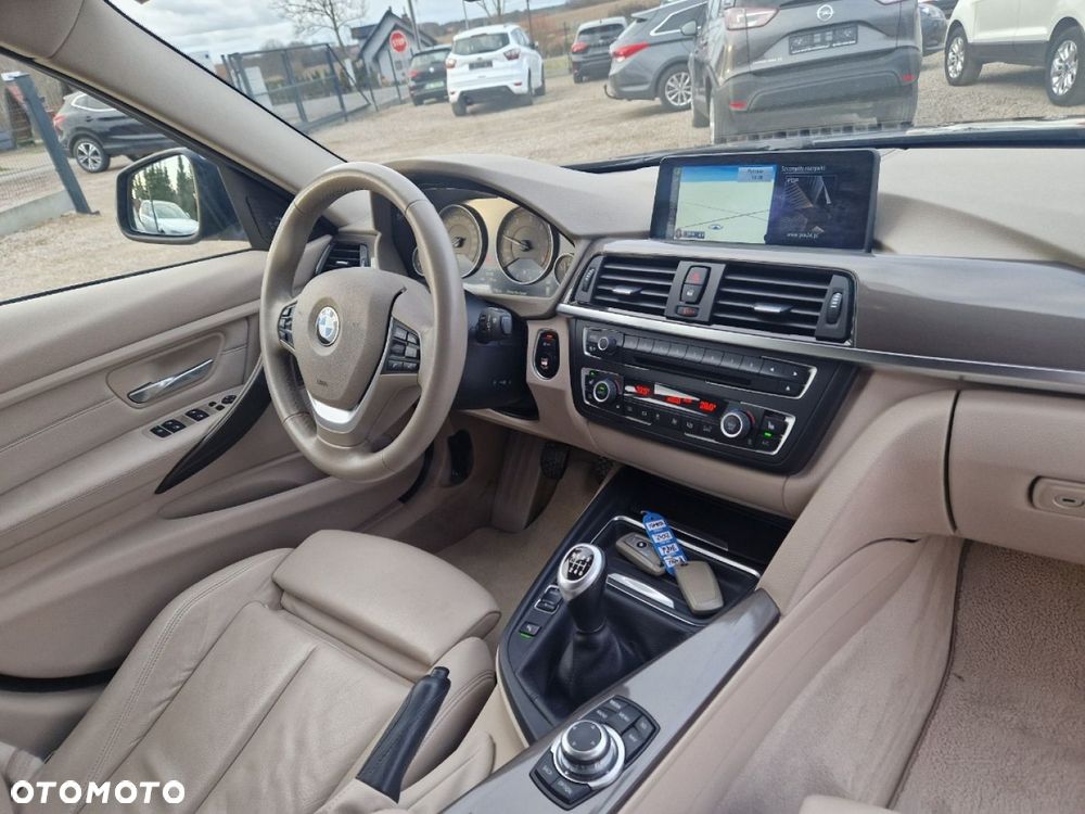 BMW Seria 3 - 23