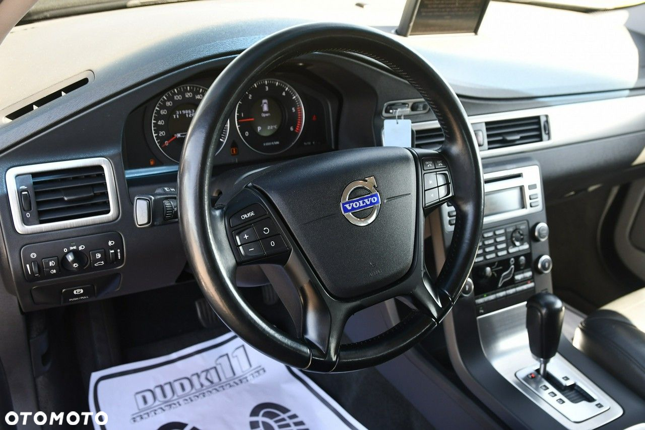 Volvo V70 - 16