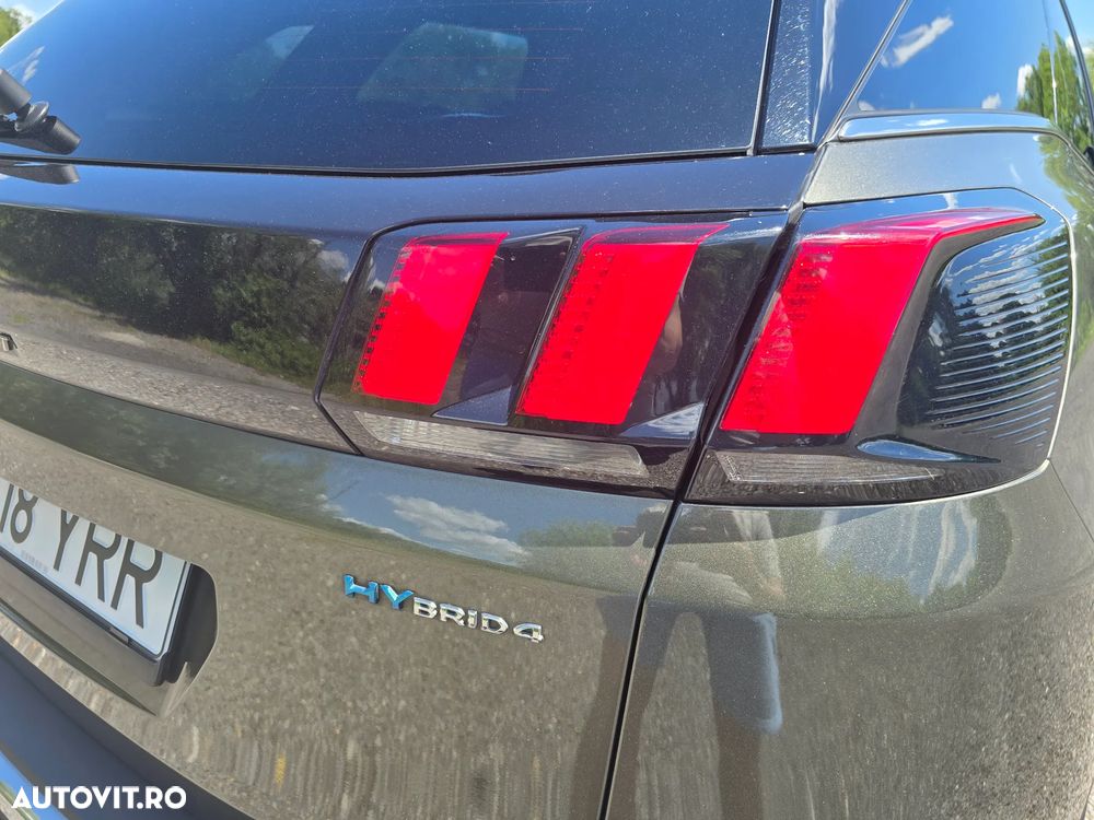 Peugeot 3008 PHEV 300 EAT8 4X4 GT - 28