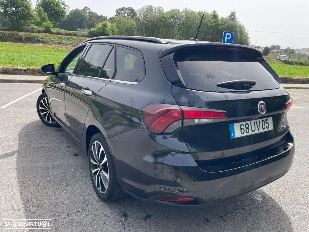 Fiat Tipo - 12