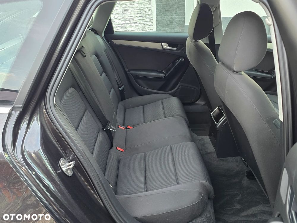 Audi A4 Avant - 23