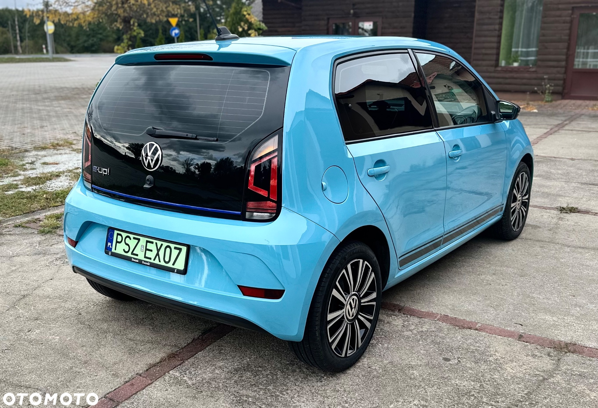Volkswagen up! e-up Style - 10
